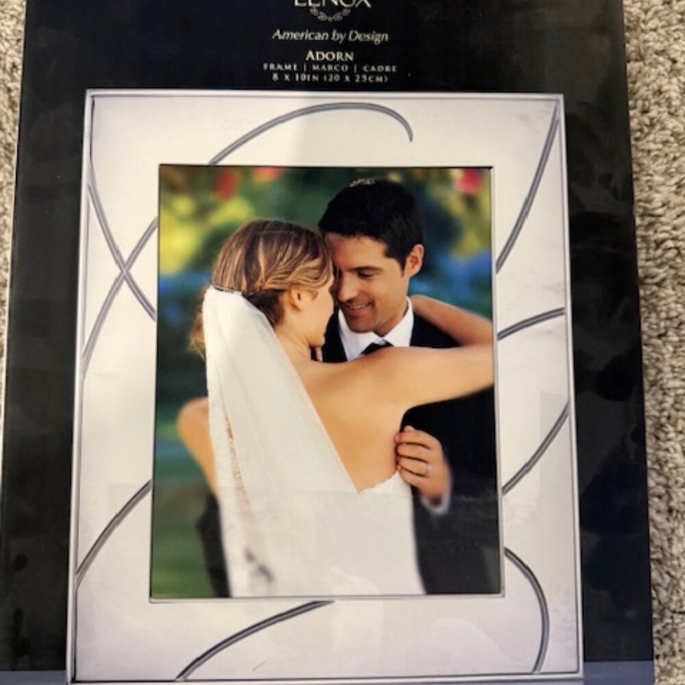 LENOX - 'Adorn' 8x10" Metallic Picture Frame (Silver Plated)
